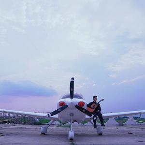 国内少女第一次开包视频
